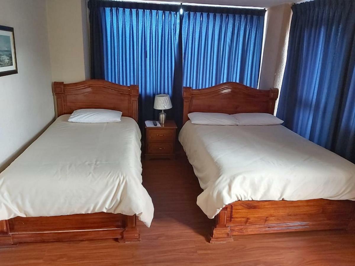 Hostal Tutamanda 2 Quito Bagian luar foto